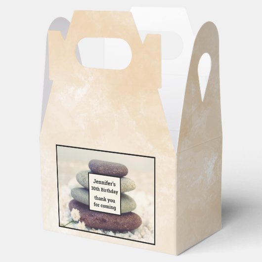 積み重ね石瞑想的ケアン誕生日ありがとう フェイバーボックス (オープン)