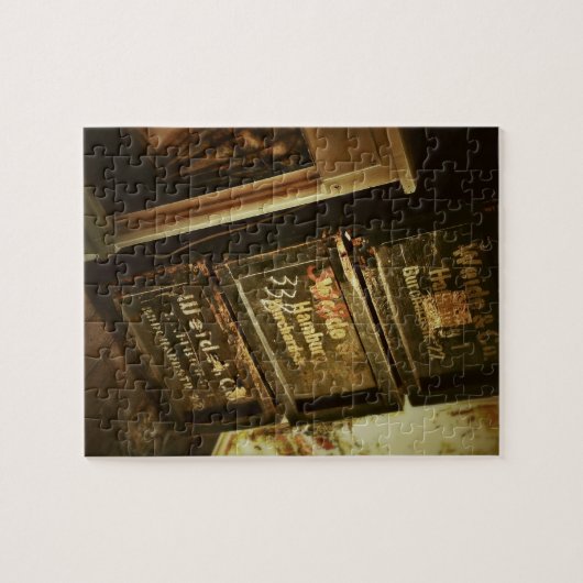 積み重ね素朴られた木箱の箱が色あせた ジグソーパズル (横)