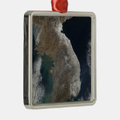 積雪の衛星観測 メタルオーナメント (右)