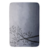 穏やかでドラマチックな竹と山の景色のシーン バスマット (正面縦)