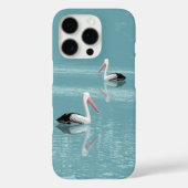 穏やかなアクアウォーターでパドリングするペリカンカップル Case-Mate iPhoneケース (裏面)