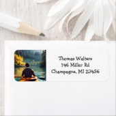 穏やかなカヤックシーン | Man in Kayak in Mountains ラベル (インサイチュ)