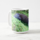 穏やかなカワウソの川辺野生生物自然シーン コーヒーマグカップ (正面左)