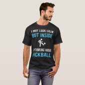 穏やかなキックボールを見る Tシャツ (正面フル)