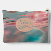 穏やかなピンクと青の水色と名前をカスタムする アクセサリーポーチ (裏面)