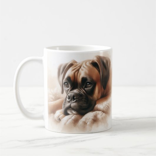 穏やかなポーズを取ったボクサー犬 コーヒーマグカップ (左)