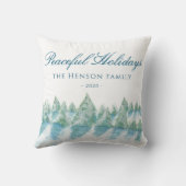 穏やかな冬の森の水の色のクリスマス クッション (裏面)