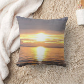穏やかな夕日の自然撮影 クッション (ブランケット)