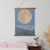 穏やかな山々の上のゴールデンムーン 吊り下げ型タペストリー (寝室)