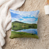 穏やかな山と湖 クッション (ブランケット)