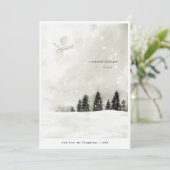 穏やかな平和的なクリスマスの雪の松の木 シーズンカード (スタンド正面)