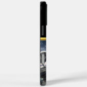 穏やかな森の中で満月を迎えて狼が吠えていた Case-Mate iPhoneケース (裏面 / 右)