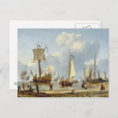 穏やかな水に浮かぶ船と姿が岸に迫る ポストカード (正面/裏面)