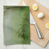 穏やかな水辺の風景 キッチンタオル (四つ折り)