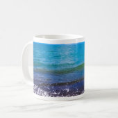 穏やかな海岸の風景 コーヒーマグカップ (正面左)