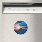 穏やかな湖に沈む美しい夕日 マグネット (インサイチュ (食洗機))