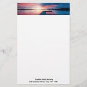 穏やかな湖に沈む美しい夕日 便箋 (正面)