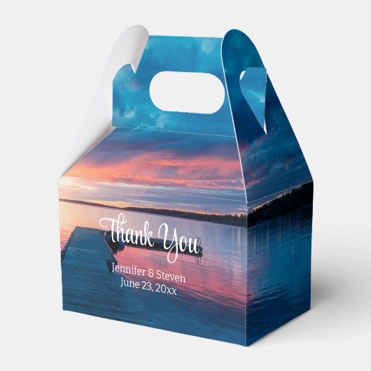 穏やかな湖に美しい結婚夕日|過去記事 フェイバーボックス (正面サイド)