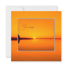 穏やかな琥珀の夕日