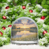 穏やかな穏やかな夕日が穏やかな湖に (クリスマス)