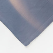 穏やかな雪の来夜の家 フリースブランケット (角)