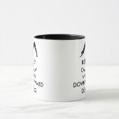 穏やかな、下り犬を飼って下さい マグカップ (中央)