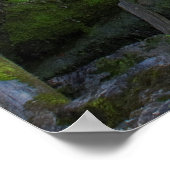 穏やかに流れる滝 ポスター (角)