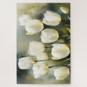 穏エレガントやかな庭の白いチューリップの束 ジグソーパズル (縦)