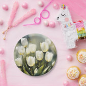 穏エレガントやかな庭の白いチューリップの束 ペーパープレート (パーティー)