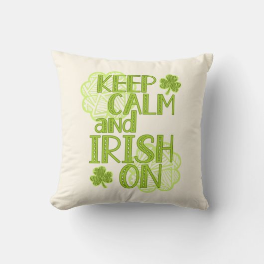 穏保やかでアイルランド語のおもしろい聖パトリックの日 クッション (正面)