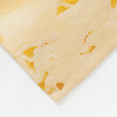 穴のあいたチーズ質感 フリースブランケット (角)