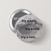 穴を掘る：砂ピット 缶バッジ (正面&裏面)