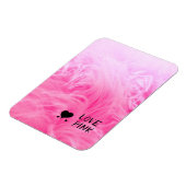 究極のホットピンクファジーフェイクファー マグネット (左側)