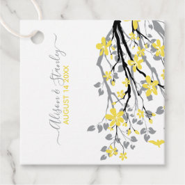 究極の灰色の枝、黄色の花を照らす フェイバータグ