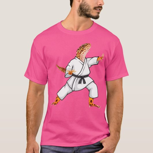 空おもしろい手サムライに挑むヒョウのコモン Tシャツ (正面)