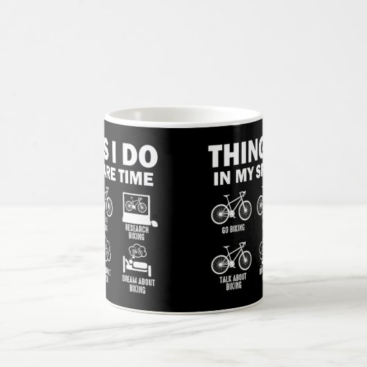 空おもしろい時間のサイクリングで自転車で行うもの コーヒーマグカップ (中央)