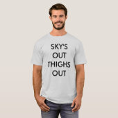 空が太もももから出ている Tシャツ (正面フル)