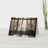 空き椅子を備えた日に照らされた部屋 カード (正面)