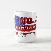 空き無し – 確保す縁どる コーヒーマグカップ (中央)