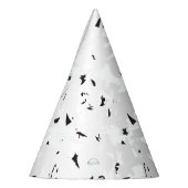 空に鳥飛んでいるの群れ。 パーティーハット (左)