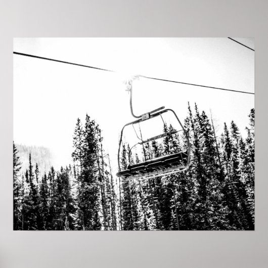 空のスキリフト//黒と白の冬 ポスター (正面)