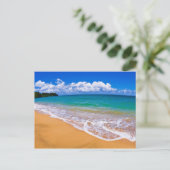 空のビーチと青い水 ポストカード (スタンド正面)