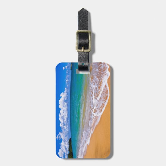 空のビーチと青い水 ラゲッジタグ (正面縦)
