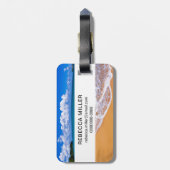 空のビーチと青い水 ラゲッジタグ (裏面縦)