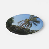 空の下で揺れるヤシ澄んの木 ペーパープレート (アングル)