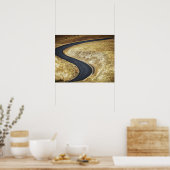 空の曲がりくねった舗装道路 ポスター (キッチン)