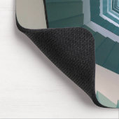 空の灰色と白のコンクリートらせん階段 マウスパッド (コーナー)