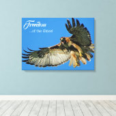 空の赤尾のタカの自由 キャンバスプリント (インサイチュ (ウッドフロア))