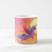 空の飛んでいるコーヒーマグにユニコーン コーヒーマグカップ (中央)