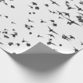 空の飛んでいる黒鳥 ラッピングペーパー (角)
